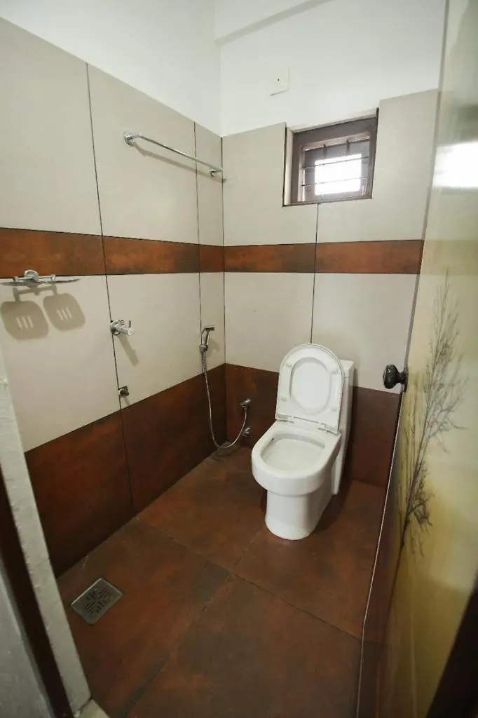 Izza Rooms And Apartments Wayanad Sultan Bathery 0*,  Inde
