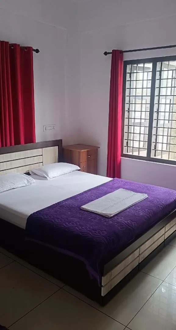 Izza Rooms And Apartments Wayanad Sultan Bathery Hotel