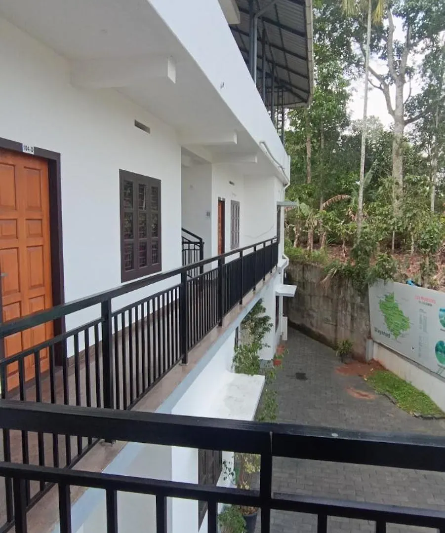 Hotel Izza Rooms And Apartments Wayanad Sultan Bathery
